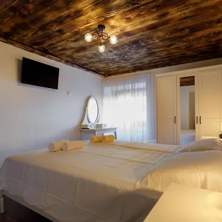 Rustic Evelin * Krk Town