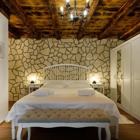 아파트 Rustic Evelin 크르크