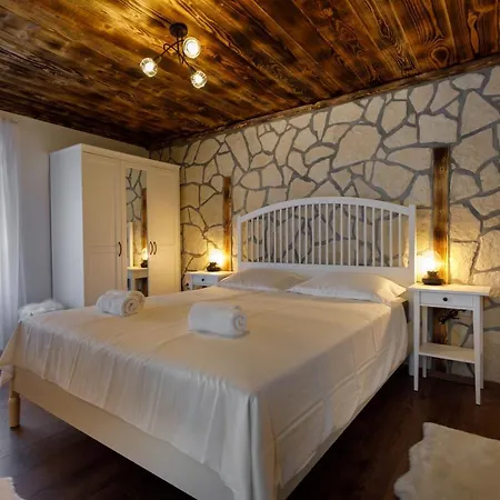 Rustic Evelin * Krk Town