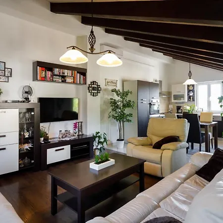 Apartamento Rustic Evelin *