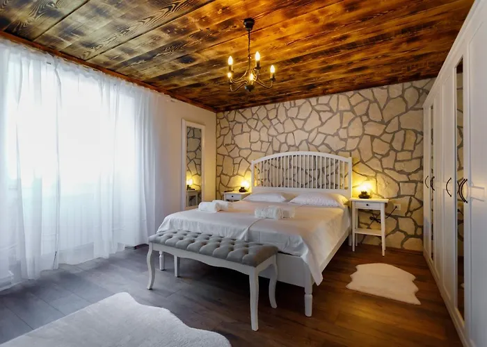 Rustic Evelin 公寓